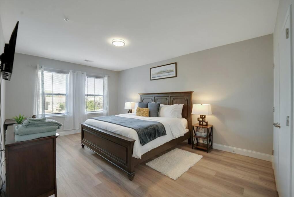 Beautiful 2Br Apt/Ewr Airport/King /Free Parking Newark Zewnętrze zdjęcie